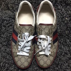 Cucci shoe size 10.5